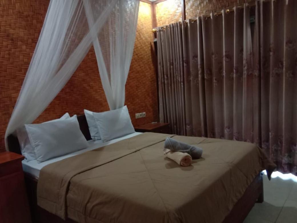 Ila Homestay Senaru Exterior photo