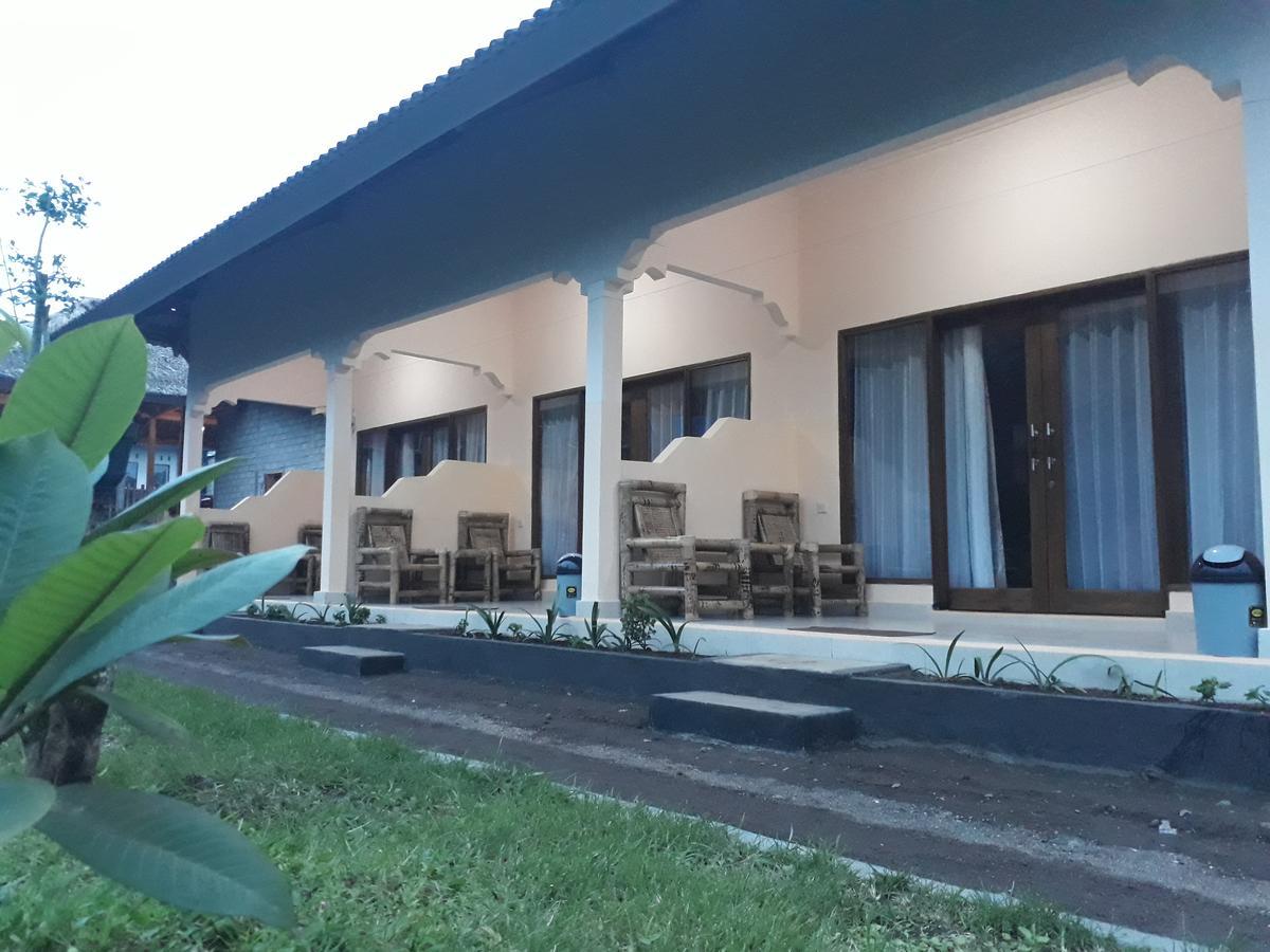 Ila Homestay Senaru Exterior photo