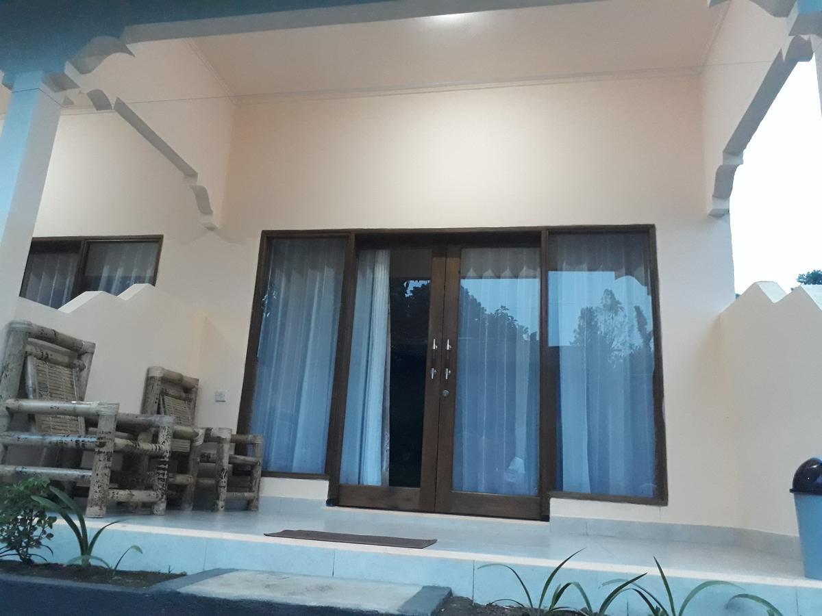 Ila Homestay Senaru Exterior photo