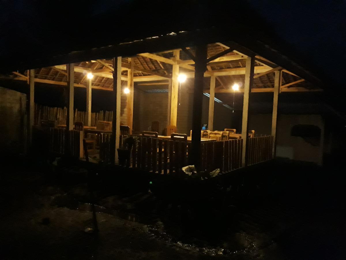 Ila Homestay Senaru Exterior photo