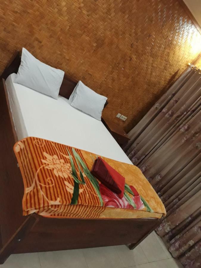 Ila Homestay Senaru Exterior photo